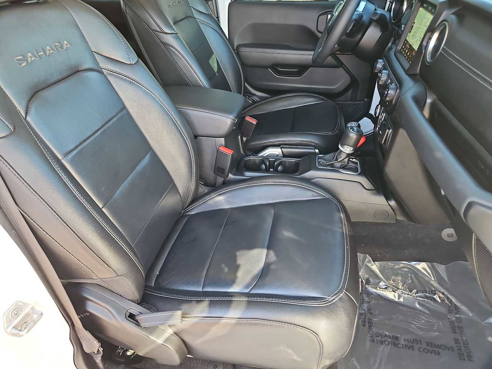 Used 2023 Jeep Wrangler Sahara image 20