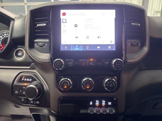 Used 2025 RAM 1500 Classic Warlock AWD/4WD image 9