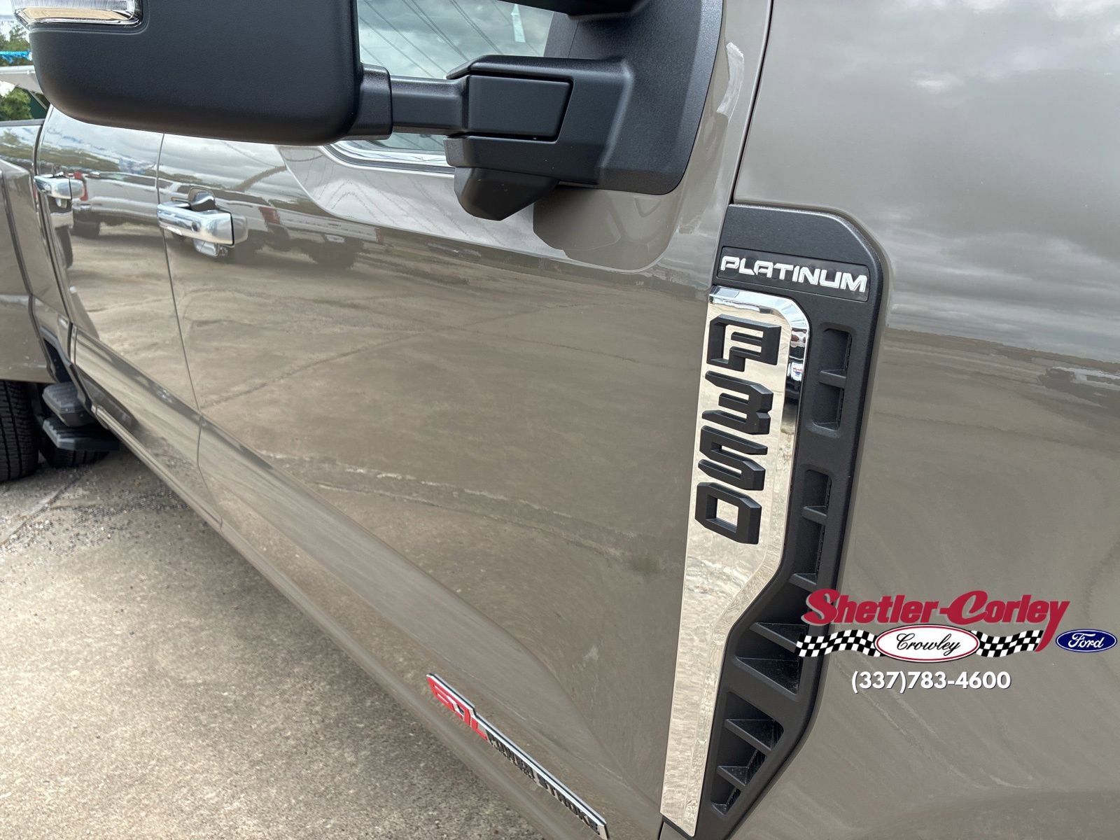 New 2026 Ford F350 Platinum w/ Platinum Plus Package AWD/4WD image 3