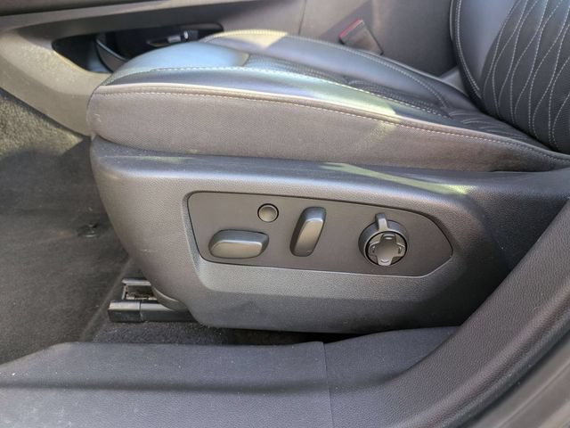 Used 2021 Buick Envision Avenir w/ Technology Package II AWD/4WD image 21
