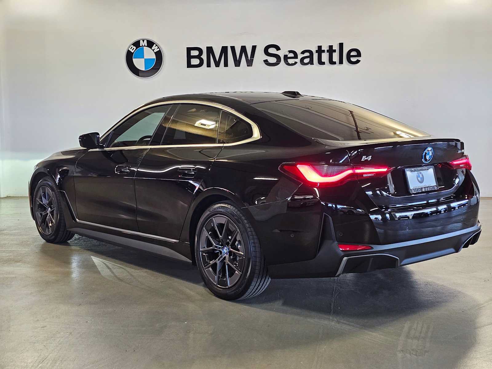 Certified 2024 BMW i4 eDrive40 w/ Convenience Package RWD image 4