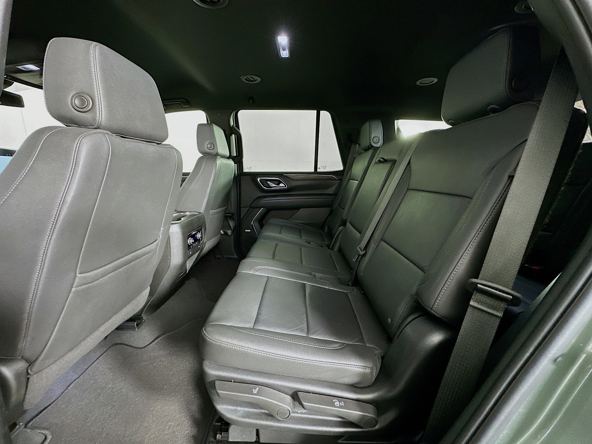 Used 2024 Chevrolet Tahoe LT image 28