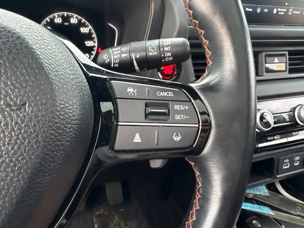 Used 2025 Honda Pilot TrailSport image 22