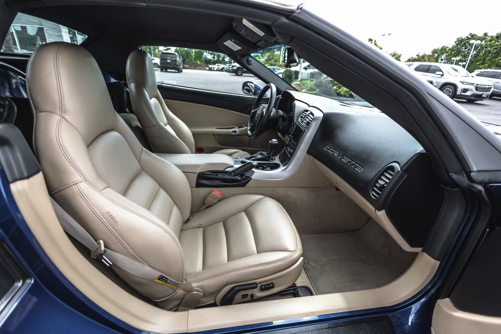 Used 2005 Chevrolet Corvette Convertible w/ Preferred Equipment Group RWD image 23