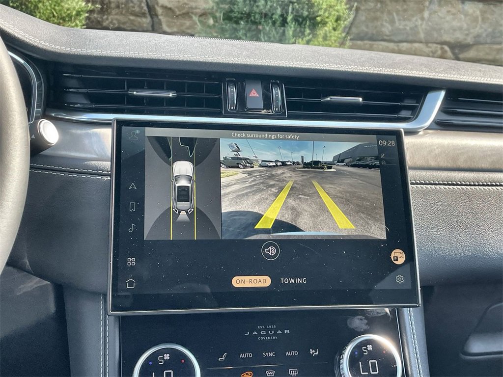 Used 2025 Jaguar F-PACE R-Dynamic S image 25