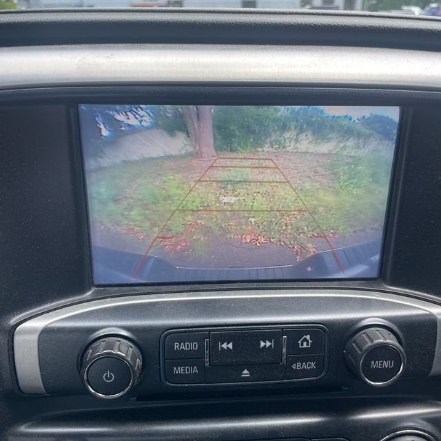 Used 2018 GMC Sierra 1500 SLE w/ SLE Value Package AWD/4WD image 2