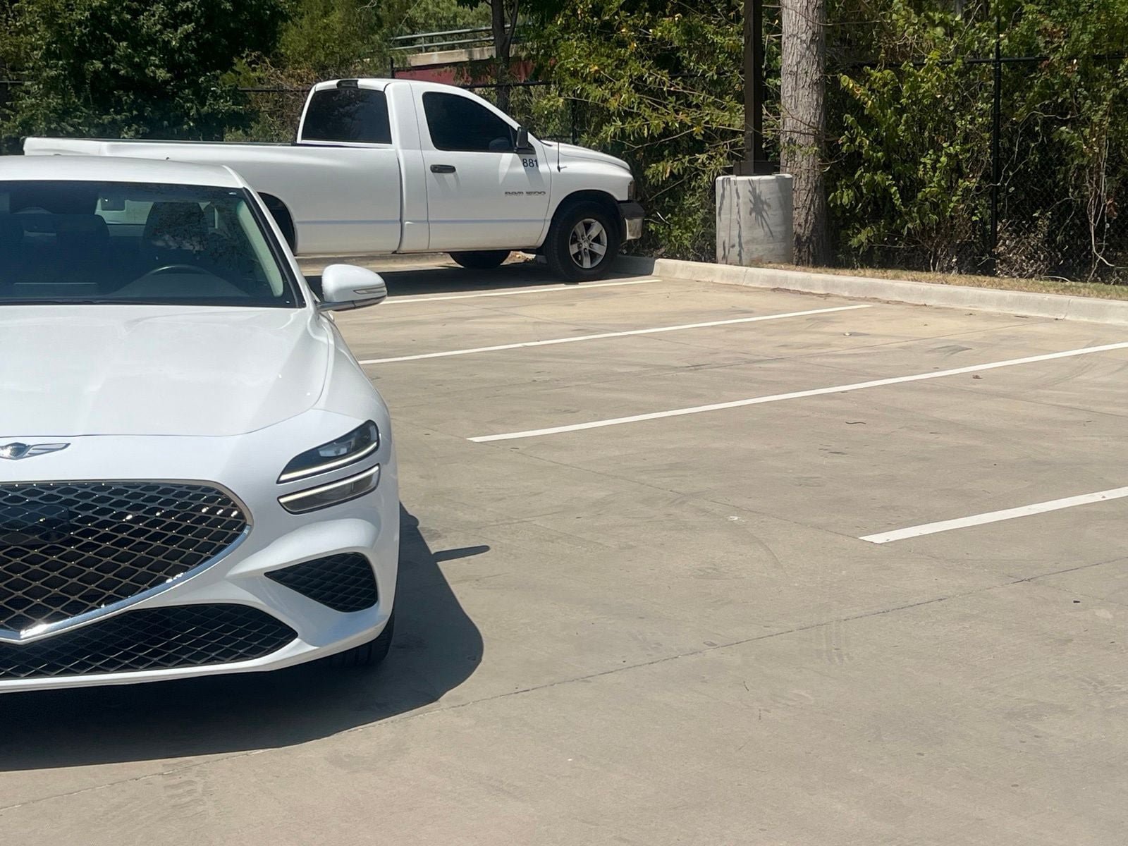Used 2025 Genesis G70 2.5T RWD image 3