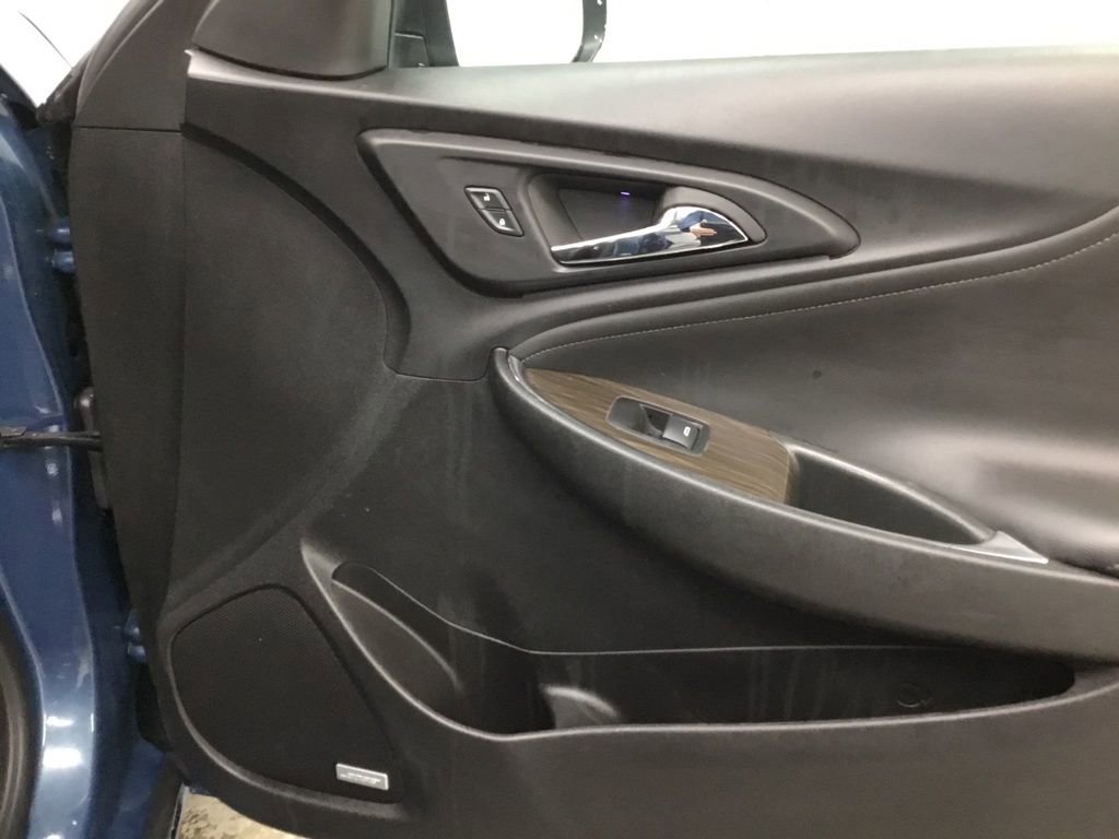 Used 2024 Chevrolet Malibu LT image 23