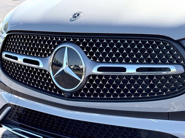 New 2027 Mercedes-Benz GLC 300 4MATIC image 5