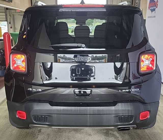 Used 2019 Jeep Renegade Limited w/ UConnect 8.4 Nav Group image 2