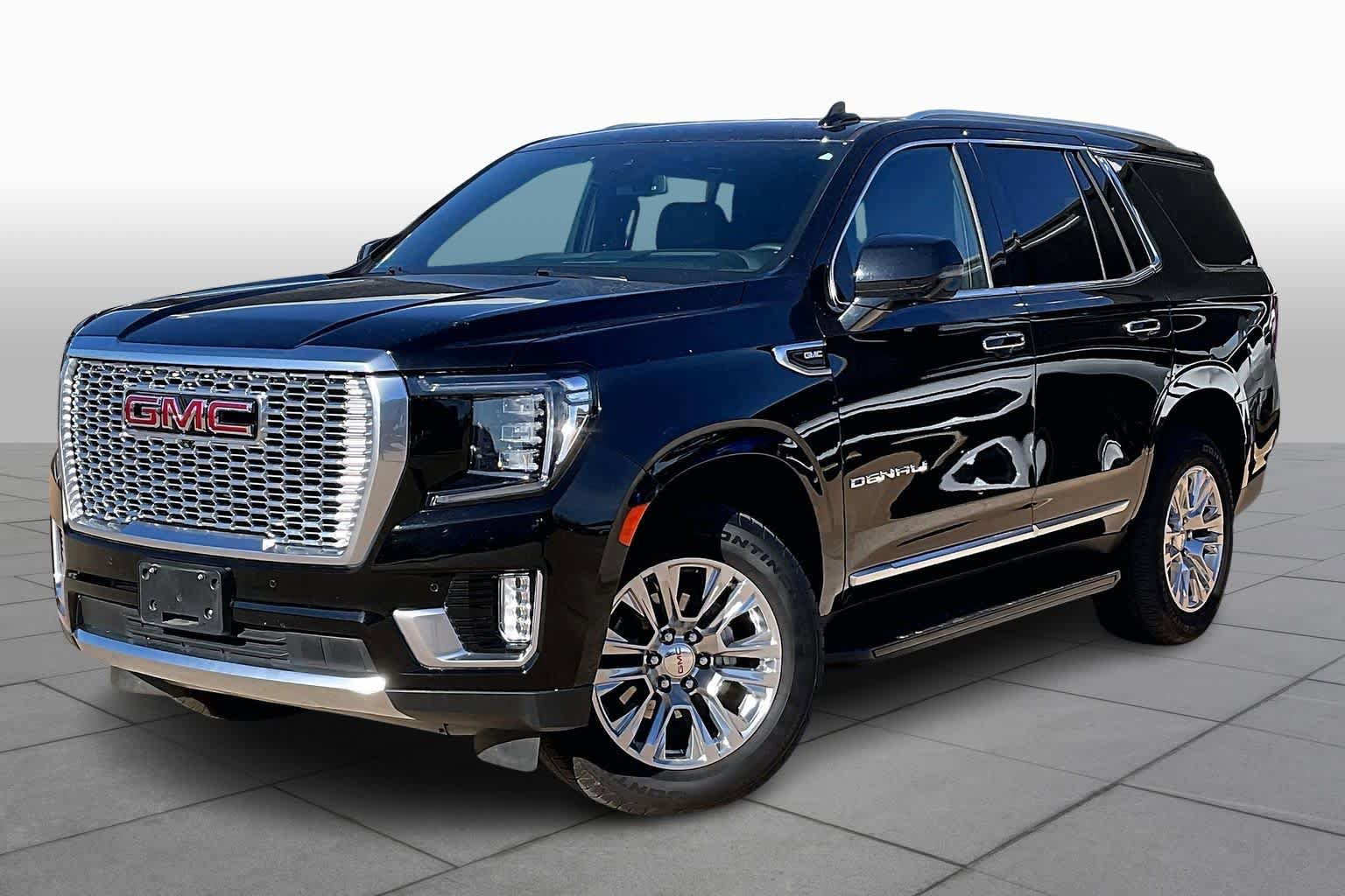 Used 2024 GMC Yukon Denali AWD/4WD image 3