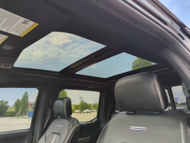 Used 2019 Ford F150 Platinum w/ Equipment Group 701A Luxury AWD/4WD image 19
