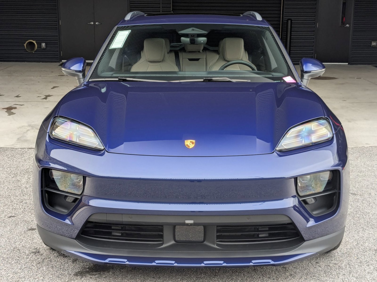 New 2026 Porsche Macan 4 Electric AWD/4WD image 6