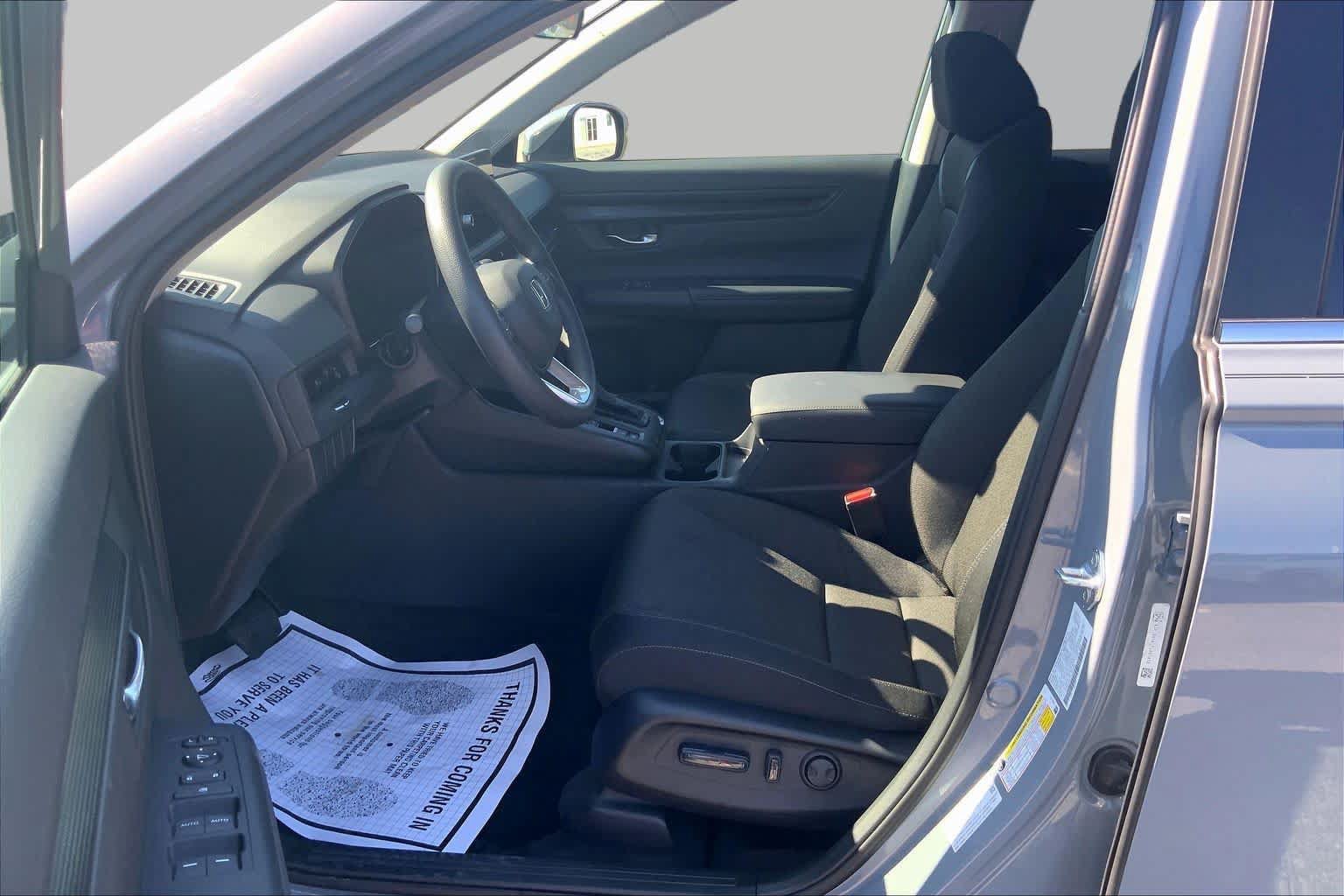 Used 2026 Honda CR-V EX image 8