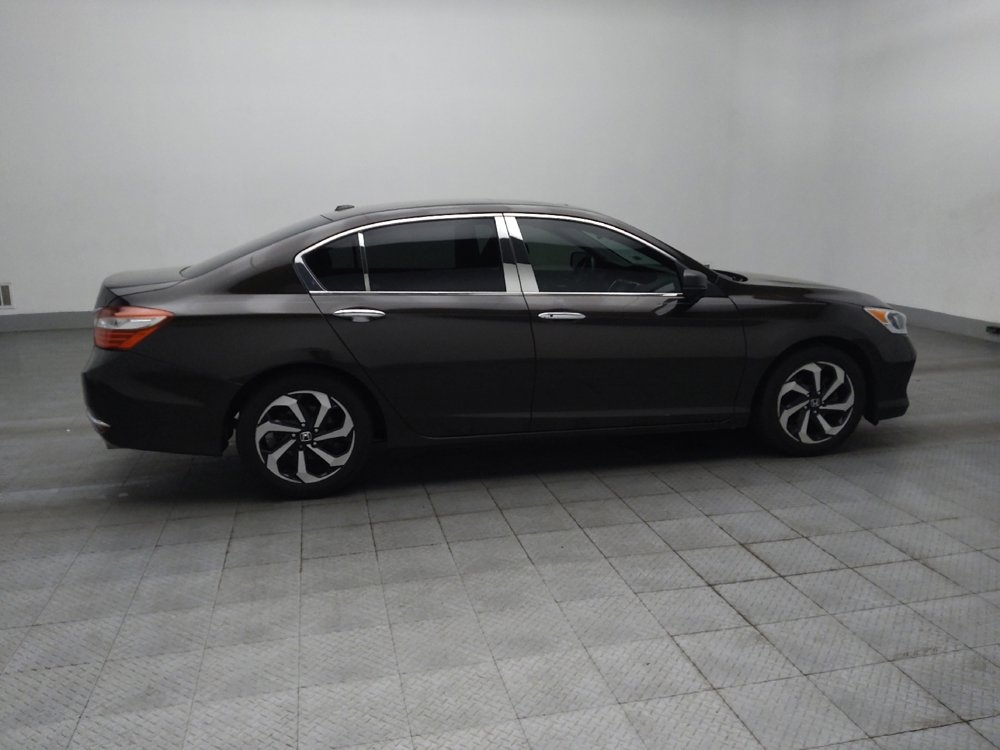 Used 2016 Honda Accord EX-L image 10