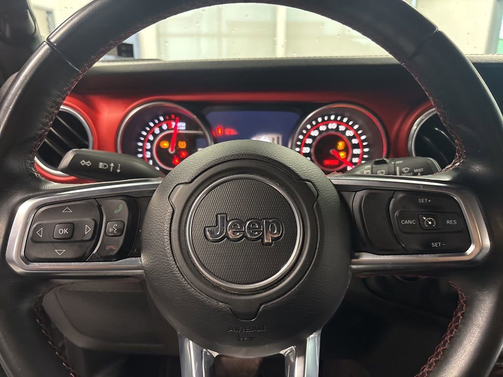 Used 2018 Jeep Wrangler Unlimited Rubicon AWD/4WD image 15