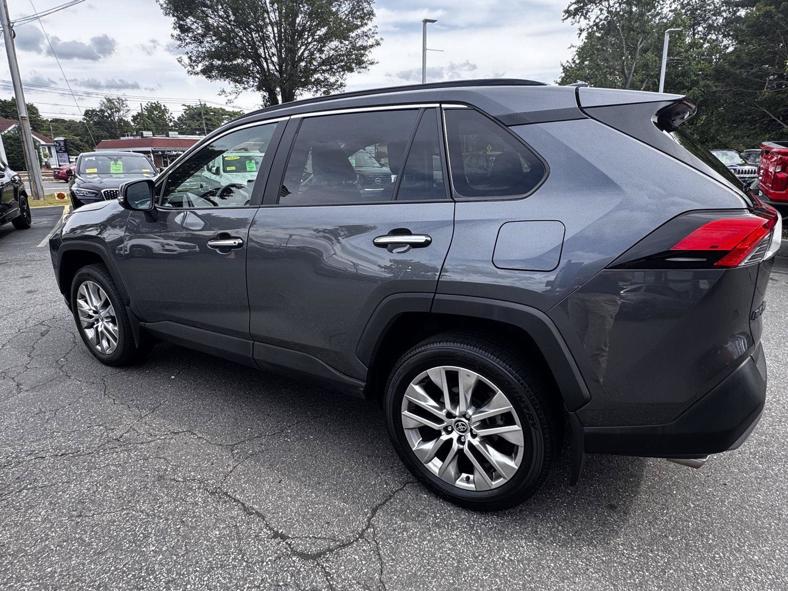 Used 2023 Toyota RAV4 Limited AWD/4WD image 5