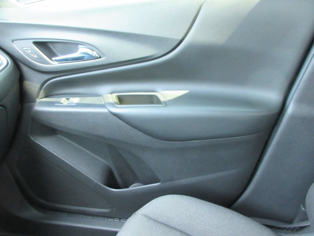 Used 2019 Chevrolet Equinox LT w/ Driver Convenience Package FWD image 32