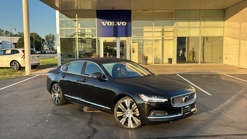 Certified 2023 Volvo S90 B6 Plus AWD/4WD image 2