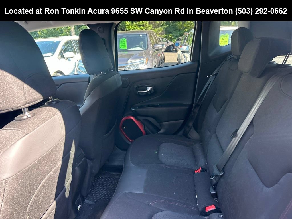 Used 2016 Jeep Renegade Trailhawk AWD/4WD image 7