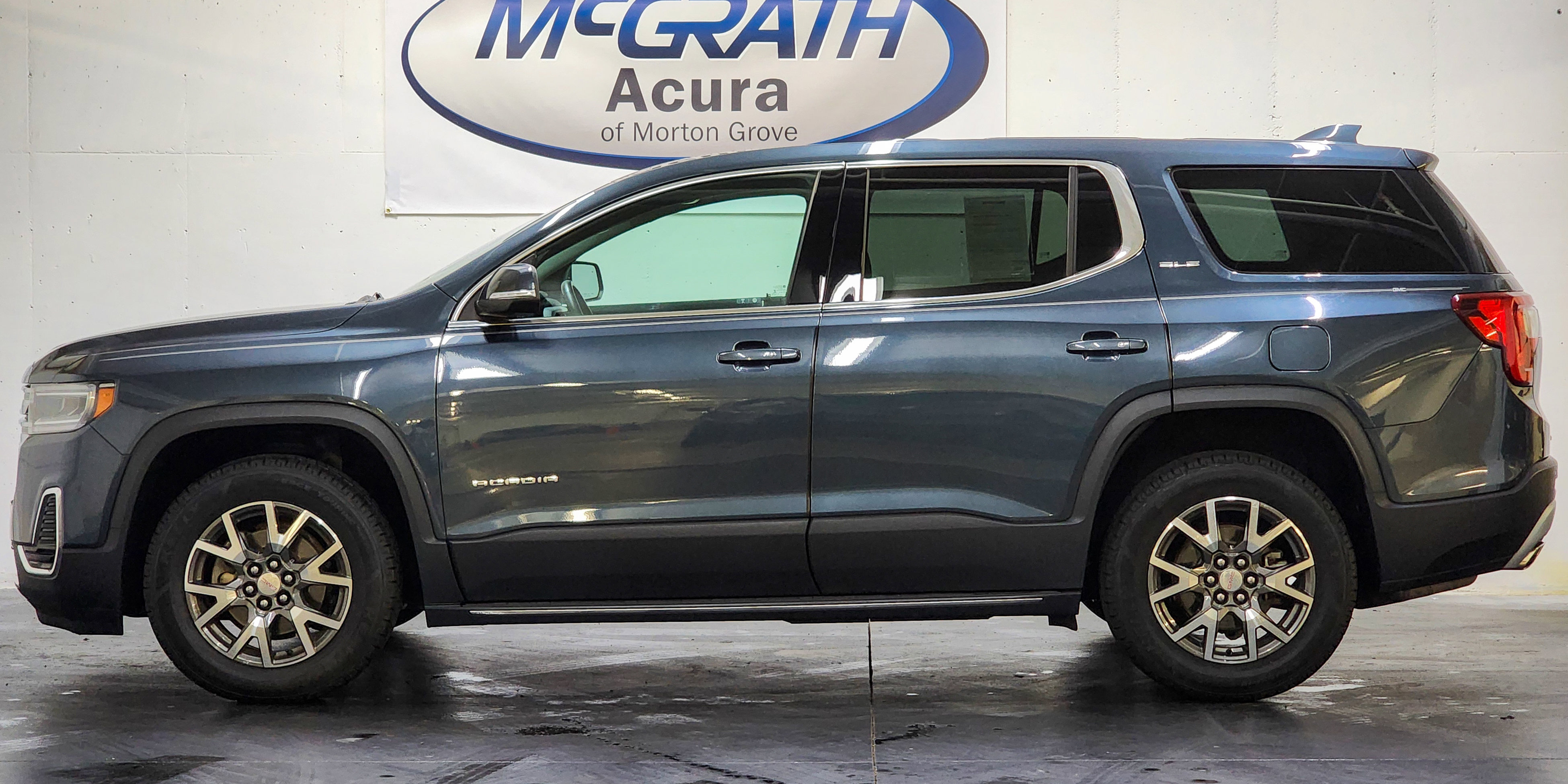 Used 2020 GMC Acadia SLE image 10