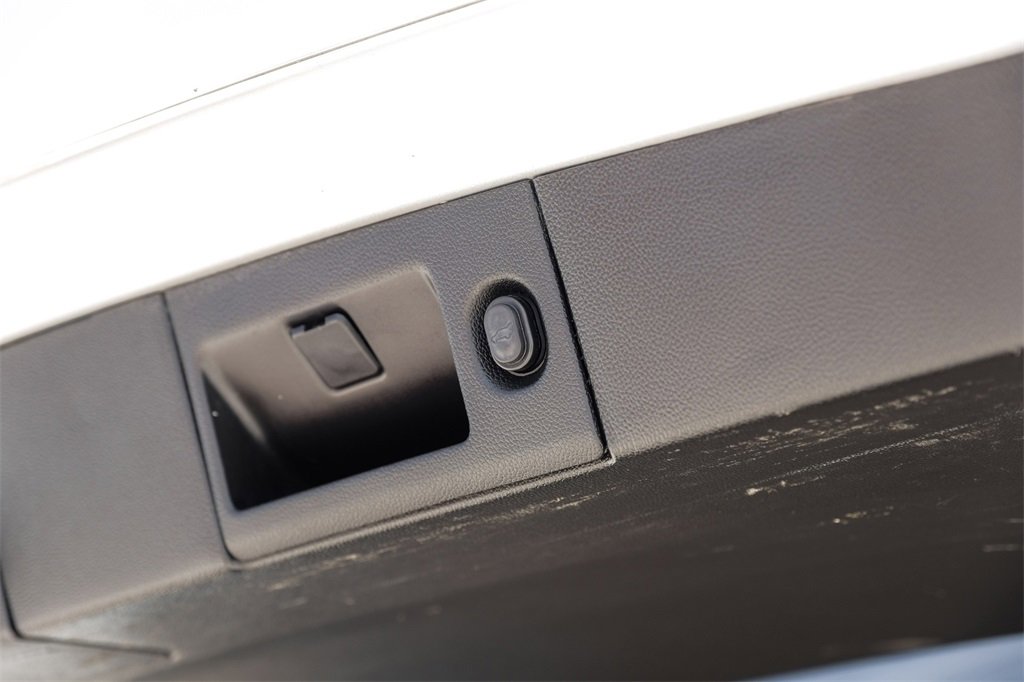 Used 2019 Cadillac Escalade ESV Luxury image 61