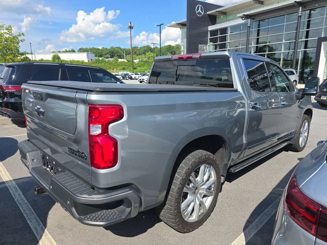 Used 2024 Chevrolet Silverado 1500 High Country w/ High Country Premium Package AWD/4WD image 2