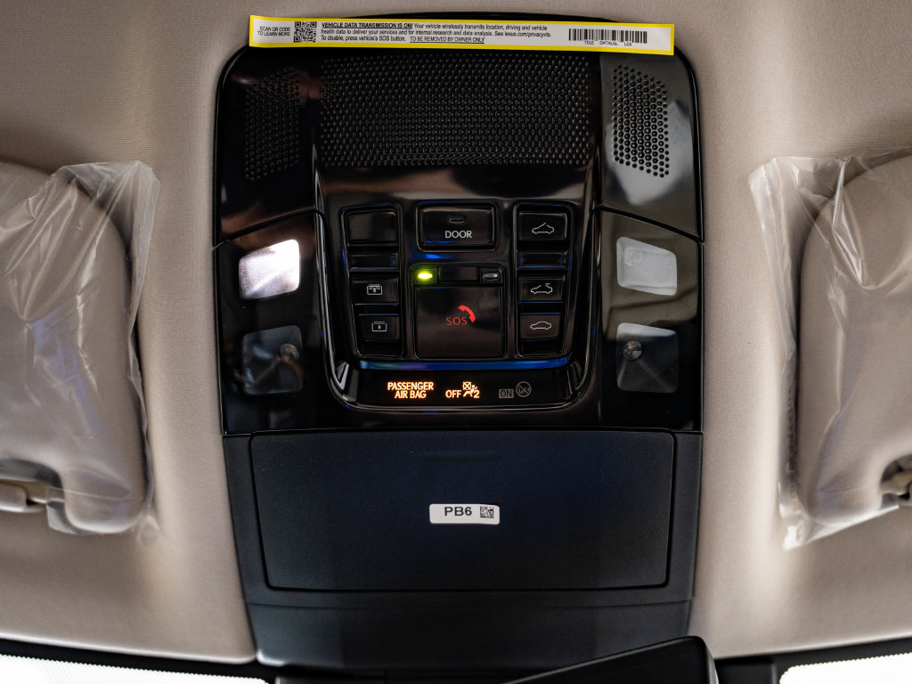 New 2026 Lexus RX 350 AWD w/ Convenience Package image 40