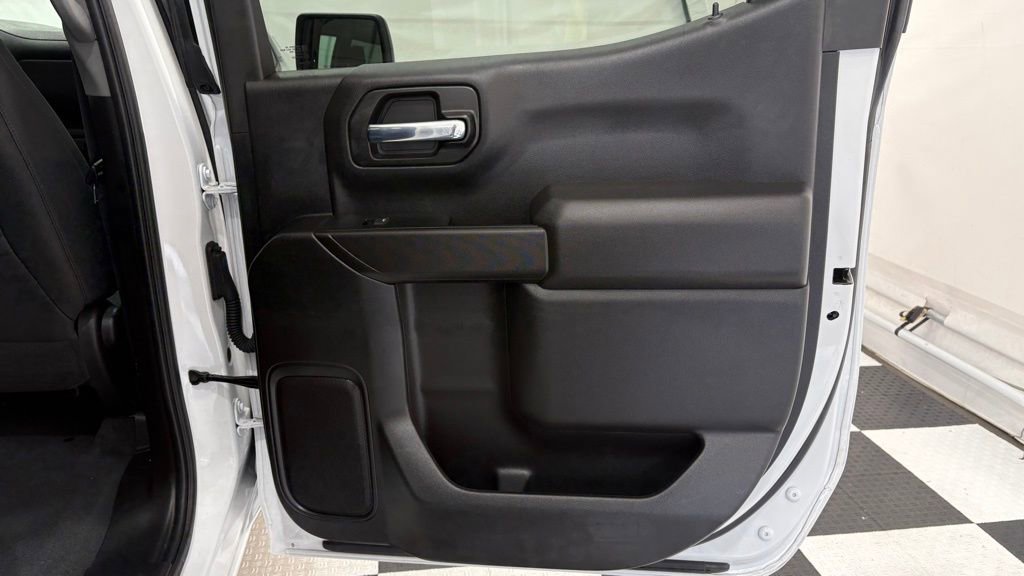 Used 2024 Chevrolet Silverado 1500 Custom image 25