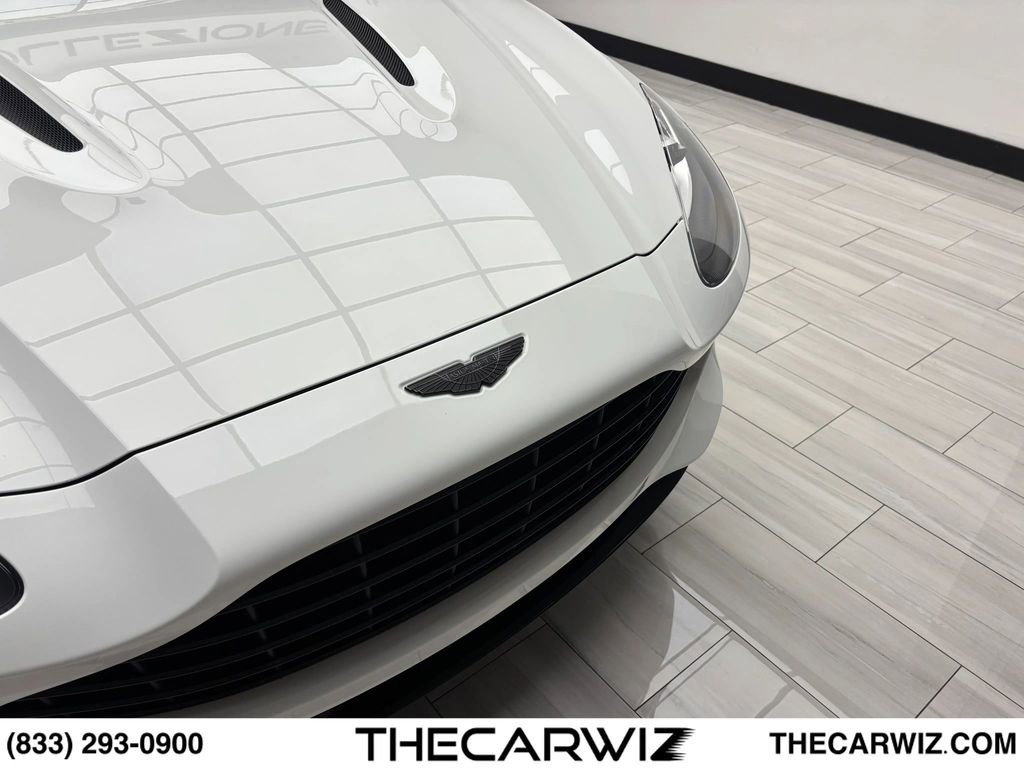 Used 2021 Aston Martin DBX AWD/4WD image 6