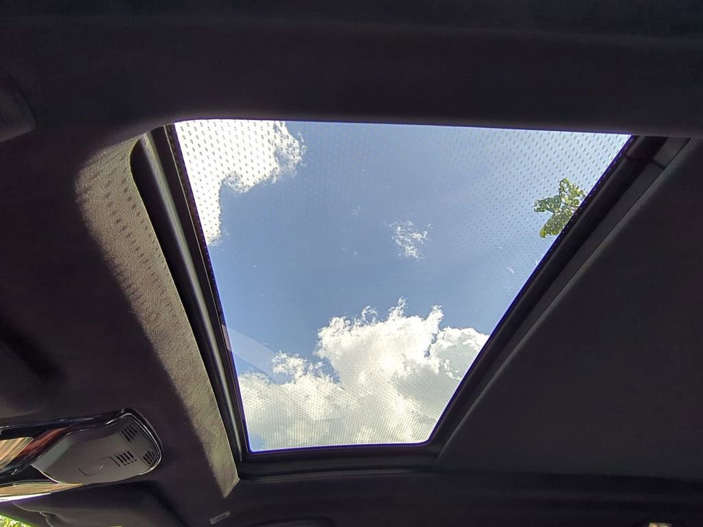 Used 2024 BMW X7 xDrive40i w/ Executive Package image 20