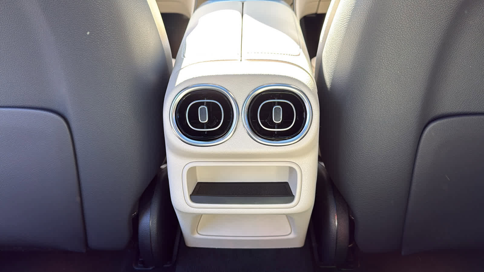 New 2026 Mercedes-Benz GLC 300 4MATIC image 29