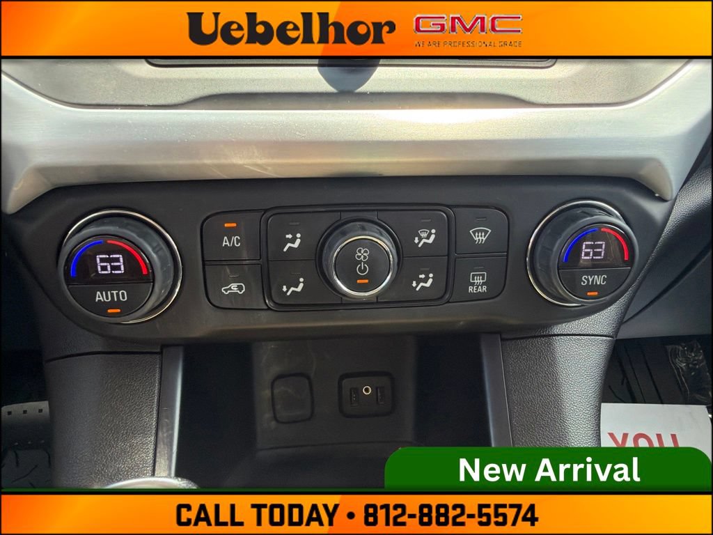 Used 2019 GMC Acadia SLE FWD image 29
