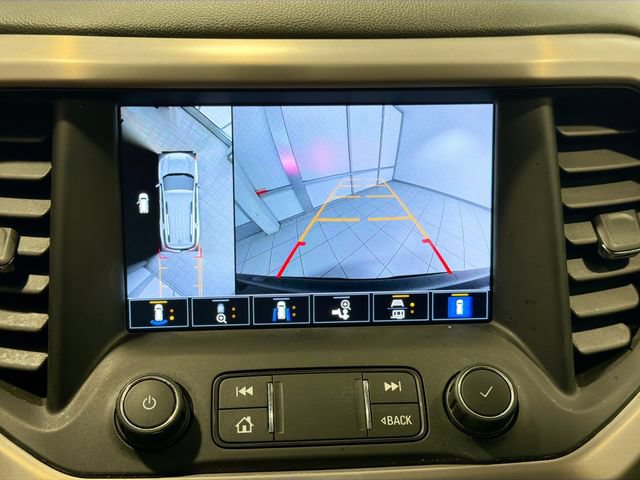 Certified 2022 GMC Acadia Denali w/ Denali Ultimate Package FWD image 13