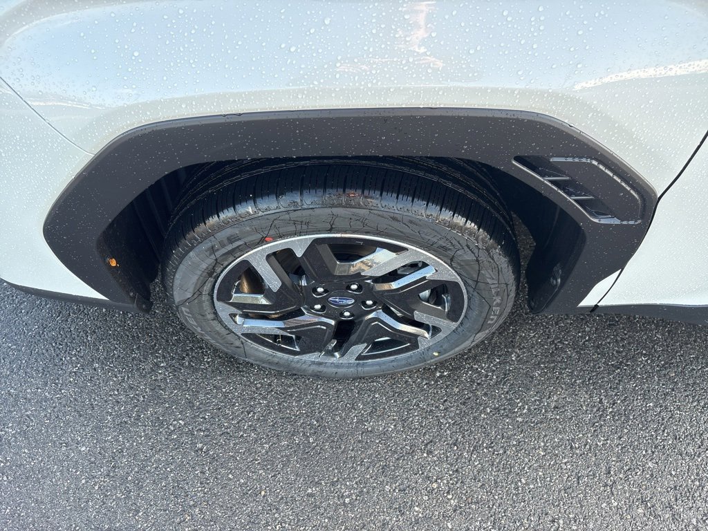 New 2025 Subaru Forester Limited image 8