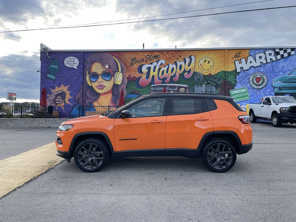 Used 2026 Jeep Compass Limited AWD/4WD image 2