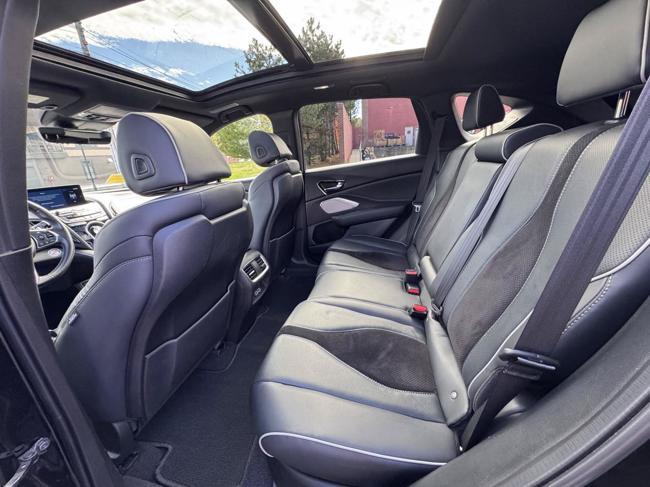 Used 2019 Acura RDX w/ Advance Package AWD/4WD image 10