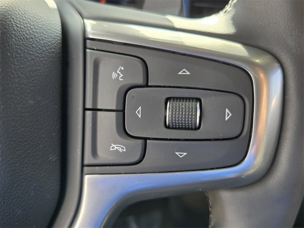 Used 2025 Chevrolet Silverado 1500 LTZ image 24