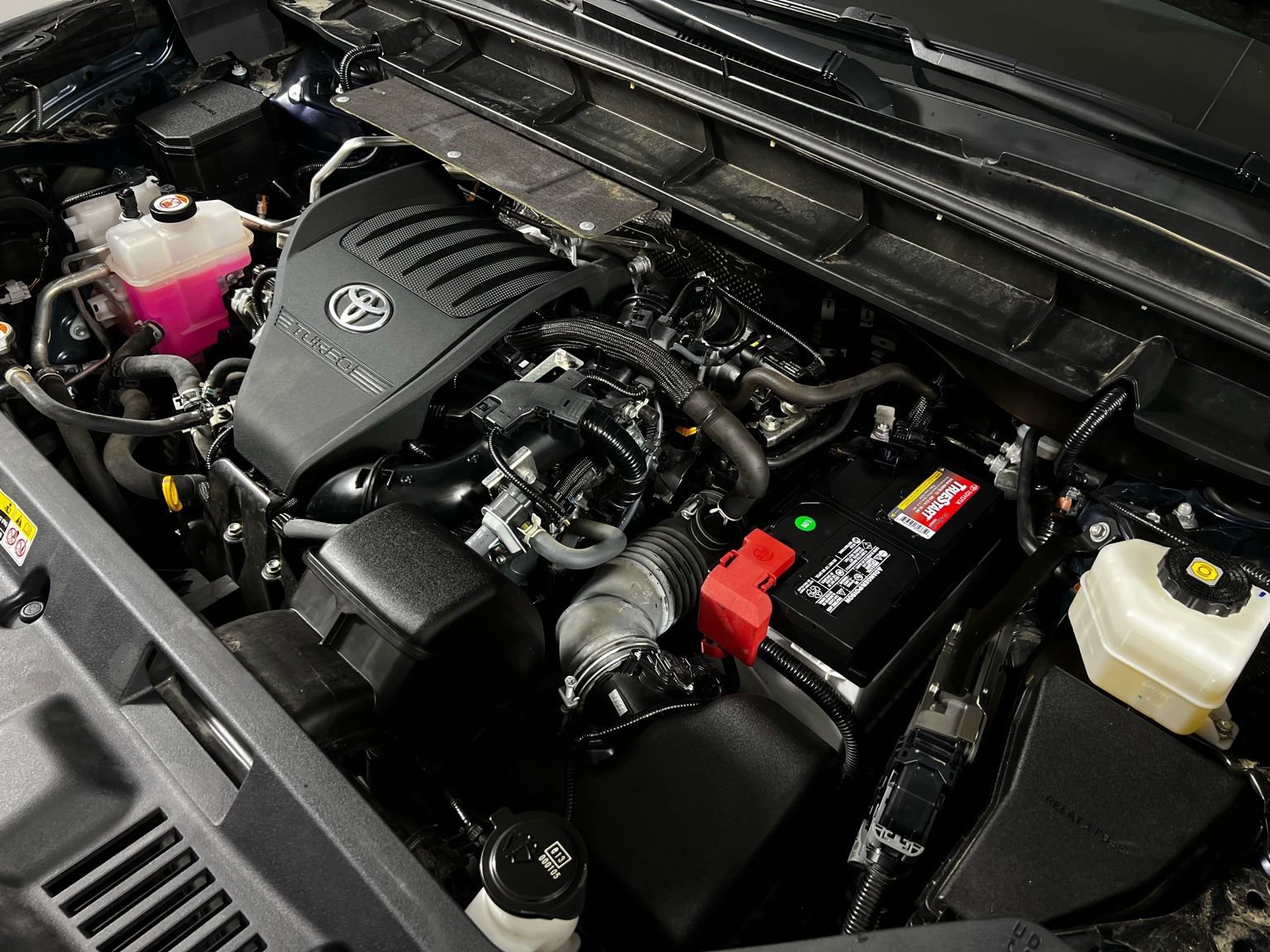 Used 2023 Toyota Highlander XLE image 11