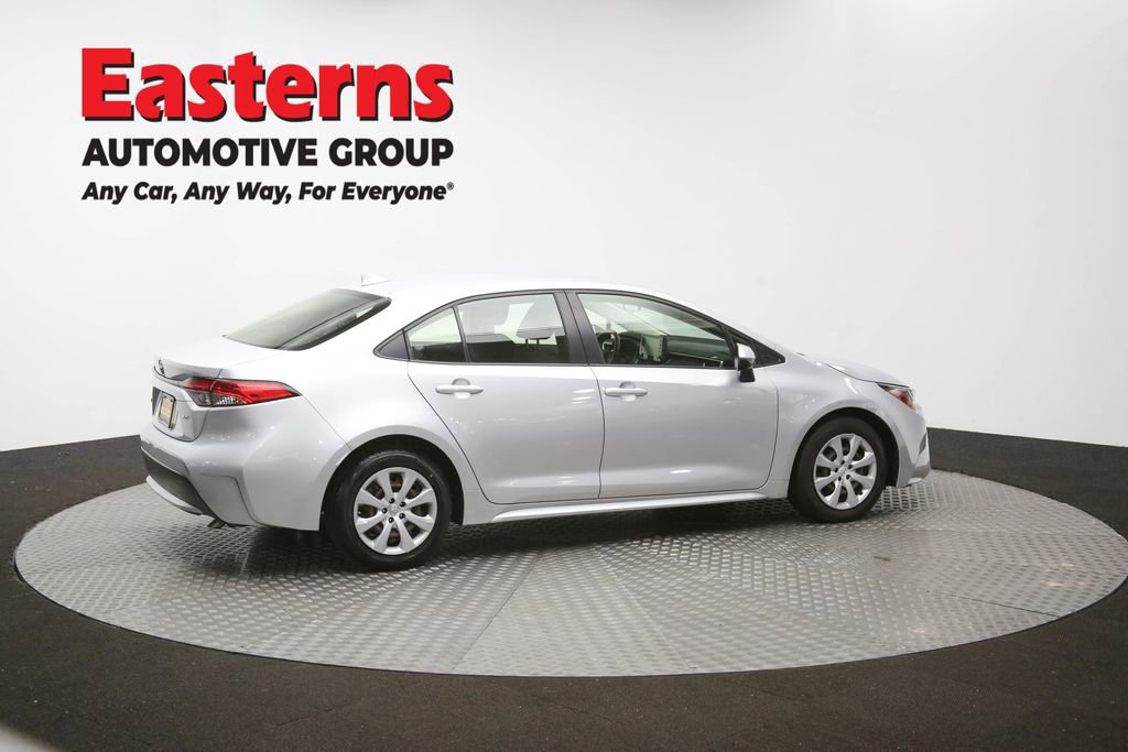 Used 2022 Toyota Corolla LE FWD image 42