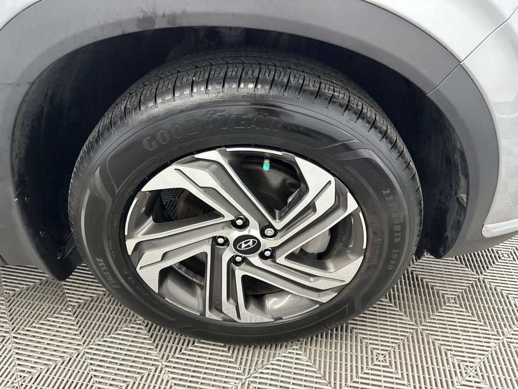 Used 2022 Hyundai Santa Fe SEL w/ Convenience + Premium Package FWD image 13