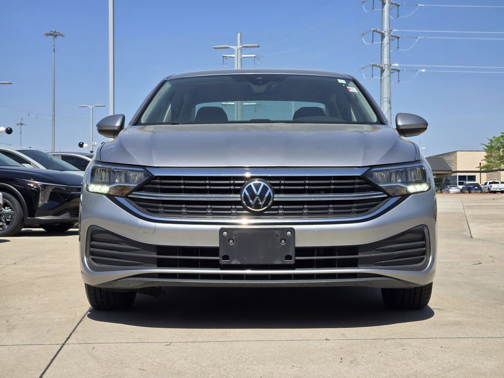 Used 2024 Volkswagen Jetta S image 11