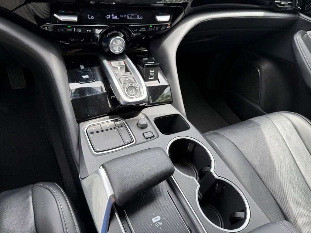 Used 2024 Acura MDX SH-AWD w/ Technology Package image 25