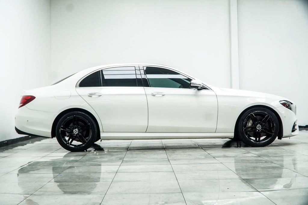 Used 2019 Mercedes-Benz E 300 image 7