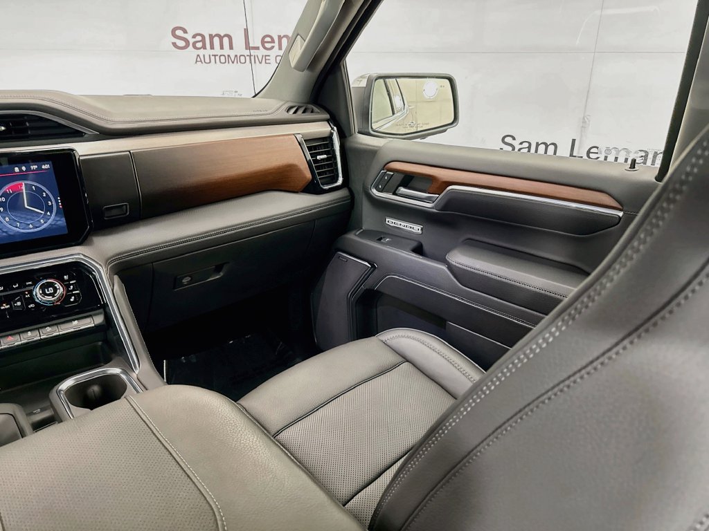Used 2023 GMC Sierra 1500 Denali AWD/4WD image 24