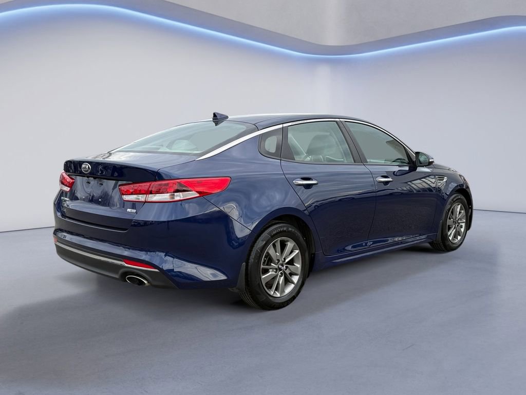 Used 2016 Kia Optima LX image 3