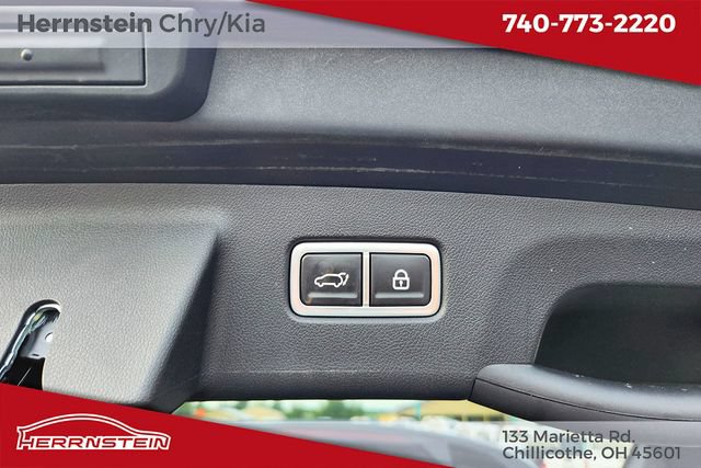 Used 2023 Kia Sorento SX AWD/4WD image 28