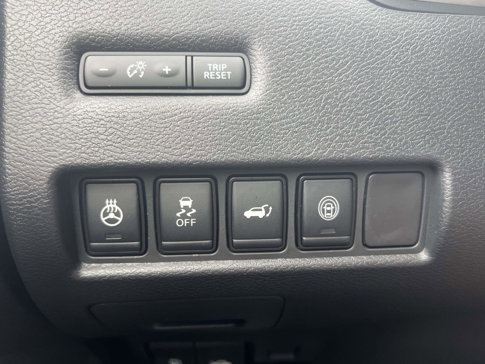 Used 2024 Nissan Murano Platinum w/ Cargo Package image 18