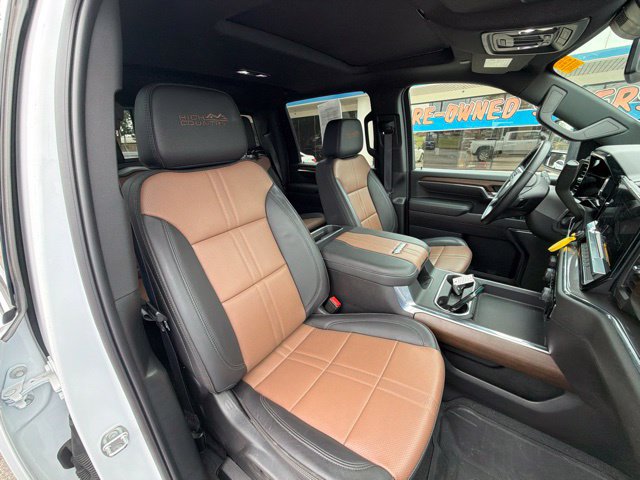 Used 2024 Chevrolet Silverado 2500 High Country AWD/4WD image 32