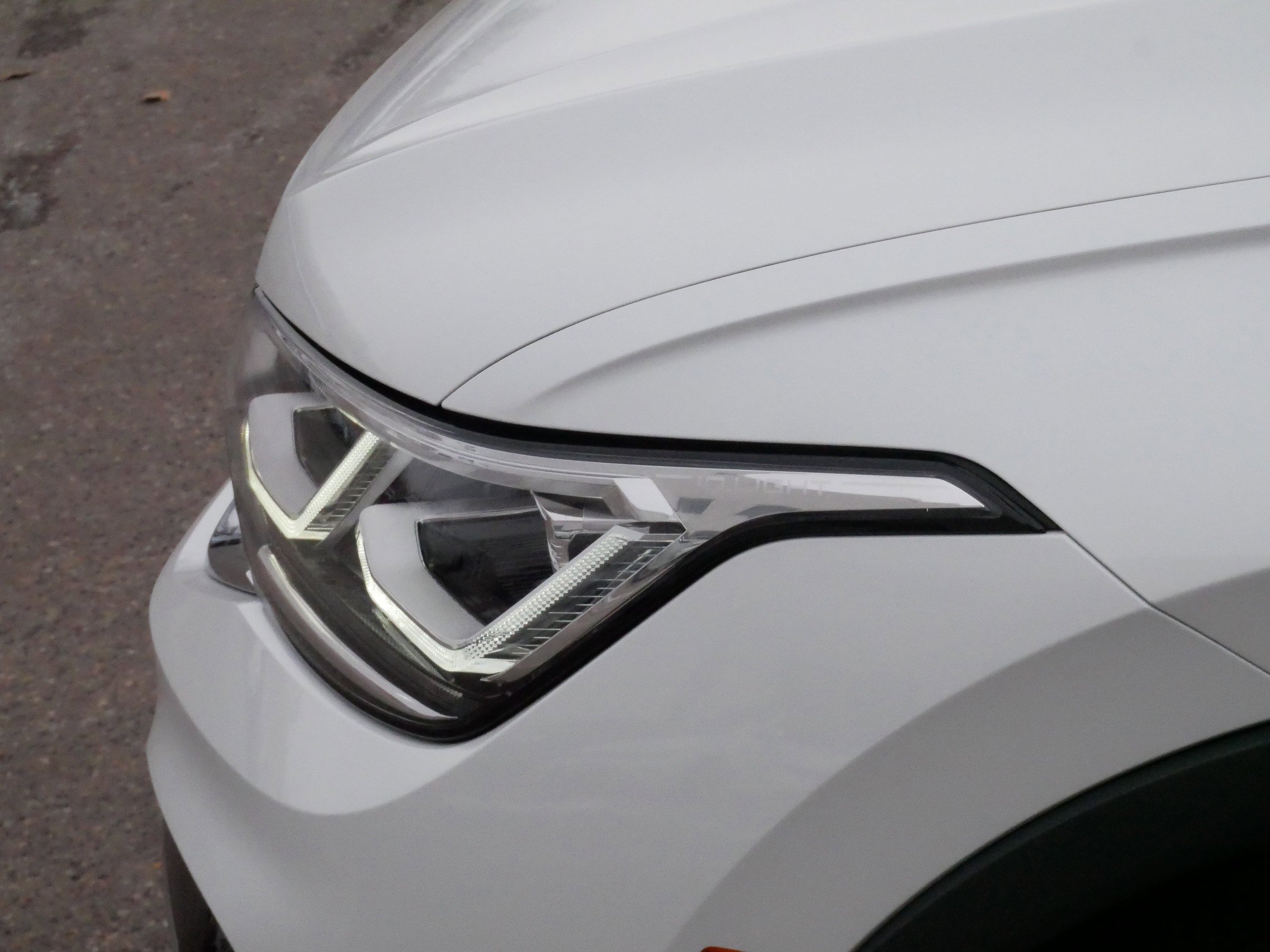 Used 2023 Volkswagen Tiguan SEL R-Line image 16